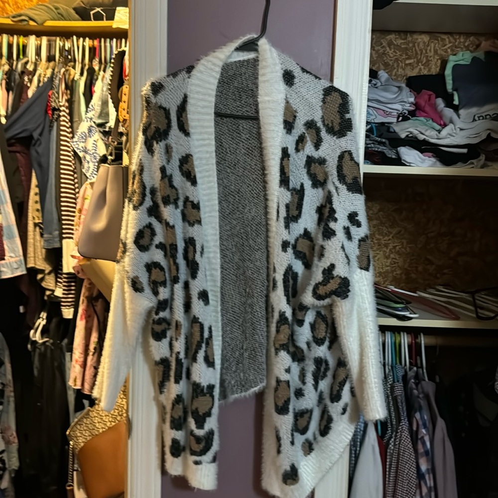 XL cardigan cheetah print